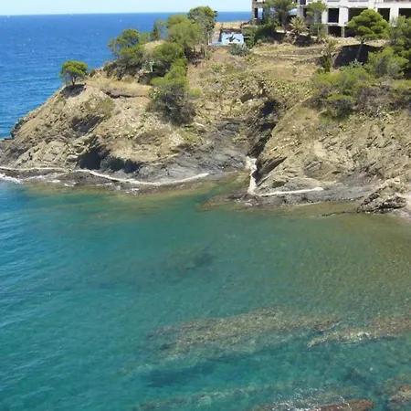 Colorful With Balcony Or Terrace 500m From The Sea